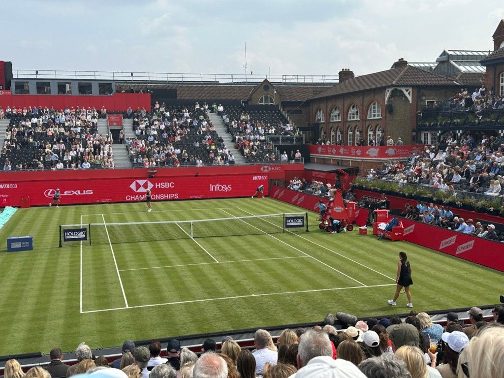 two tennis player in the Queens Tennis venue