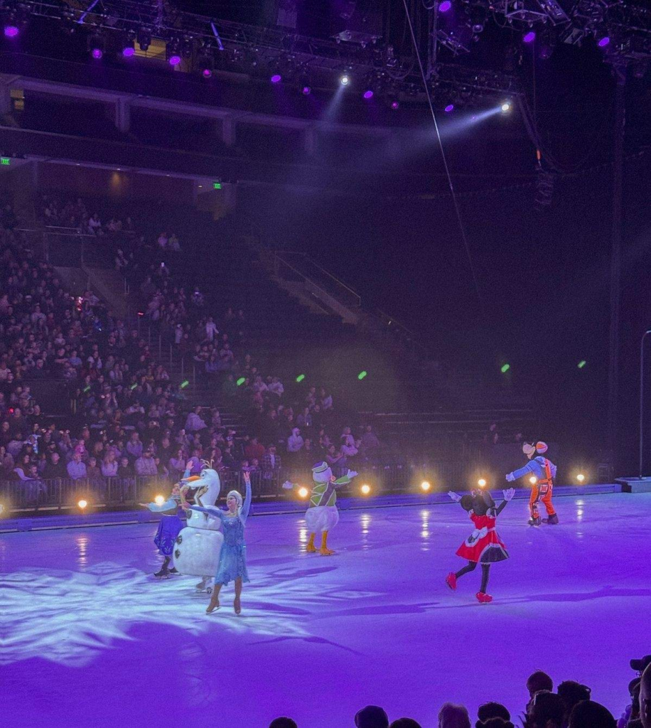 disney on ice fan images